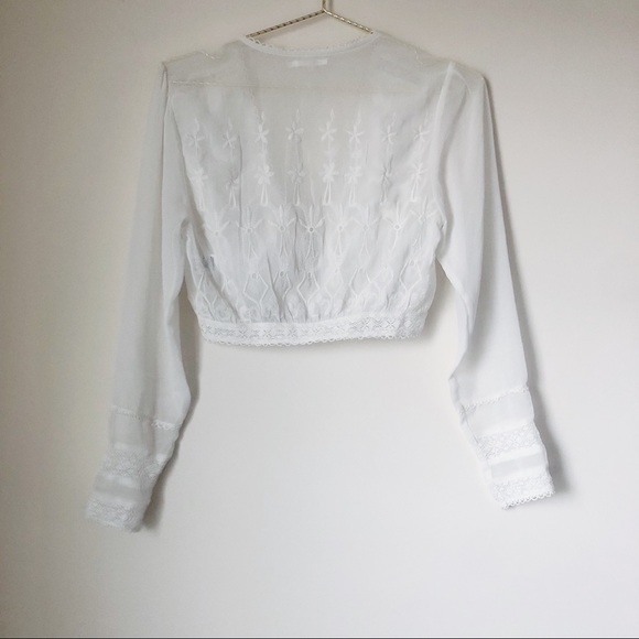 Tularosa Barbara Crop in Ivory - Picture 8 of 8